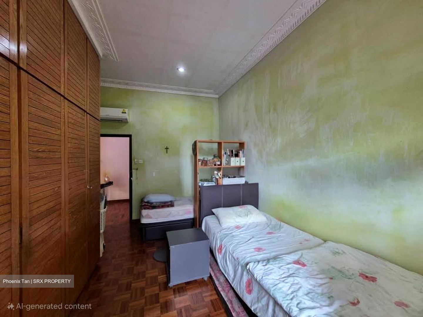 Simon Lane (D19), Terrace #565815341